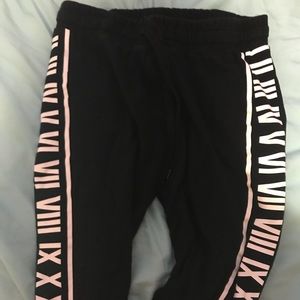 Rue 21 joggers